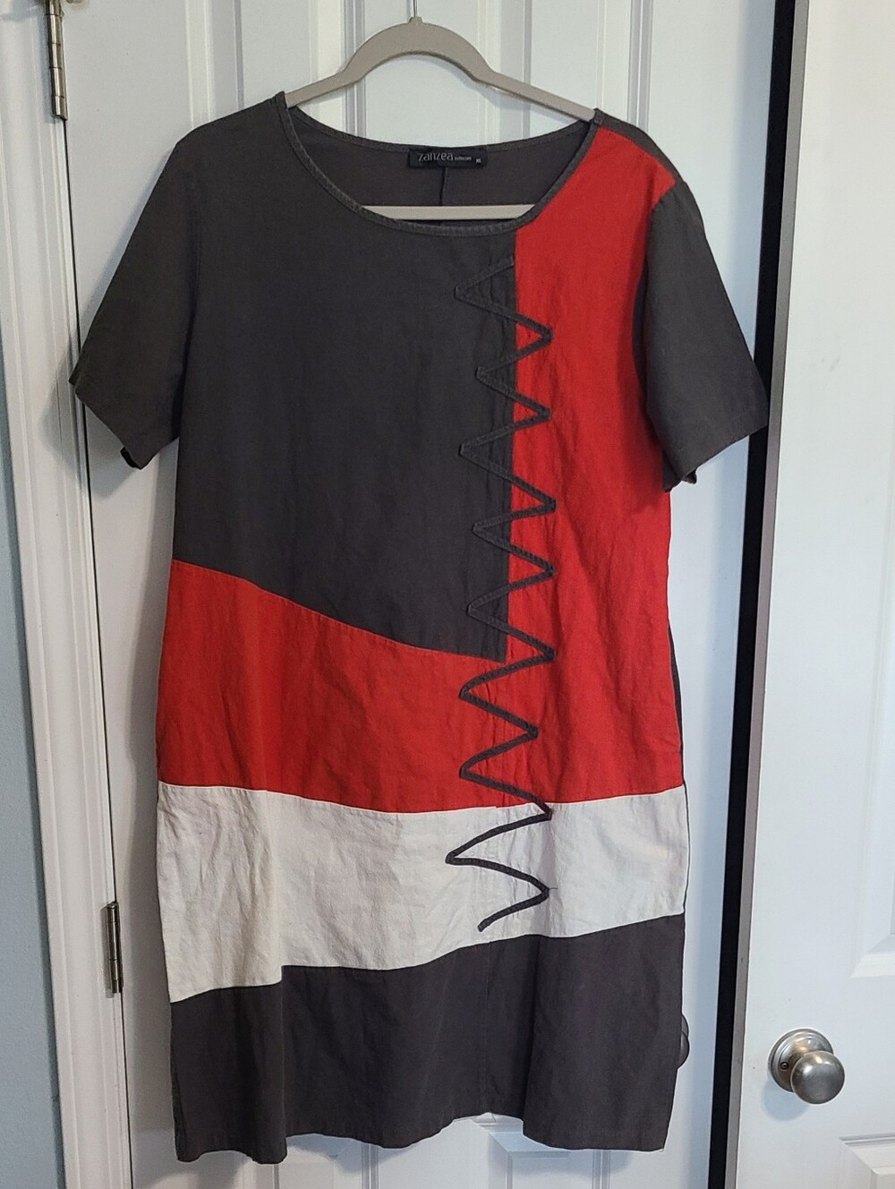 Zanzea Gray, Red & White Colorblock Short-Sleeve Shift Dress